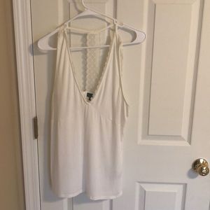 Buckle Black white tank top